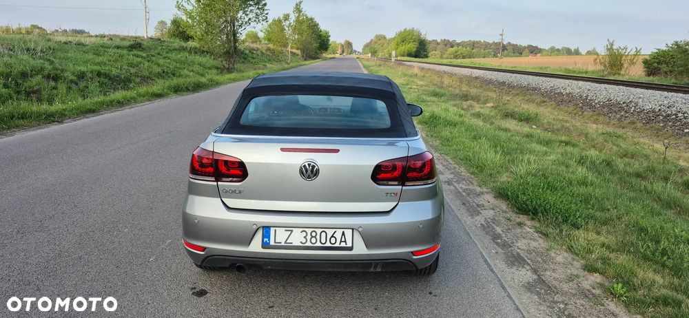 Volkswagen Golf 1.6 TDI DPF Highline - 6