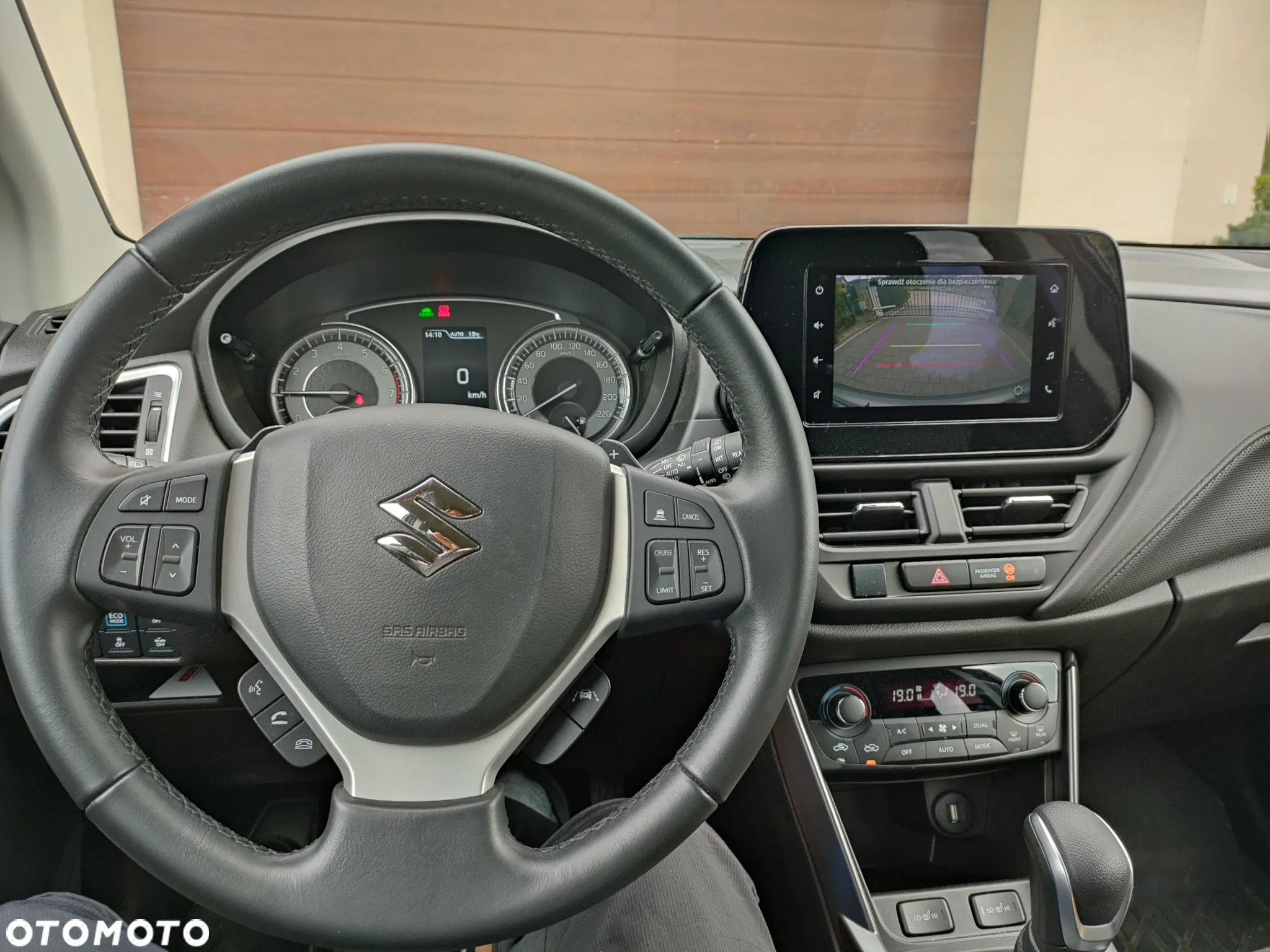 Suzuki SX4 S-Cross 1.5 DualJet Hybrid Premium 4WD AGS - 11