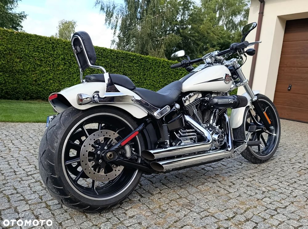 Harley-Davidson FXSB Breakout - 7