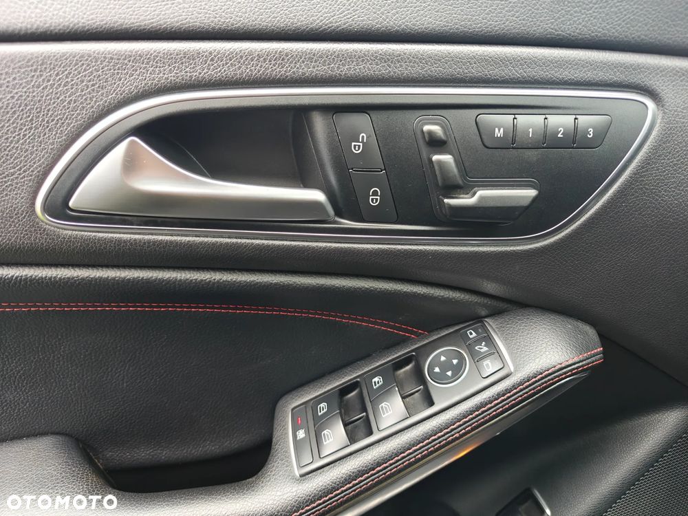 Mercedes-Benz CLA 250 7G-DCT AMG Line - 17