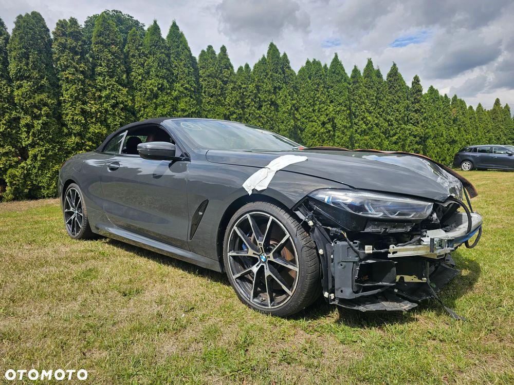 BMW Seria 8 - 1