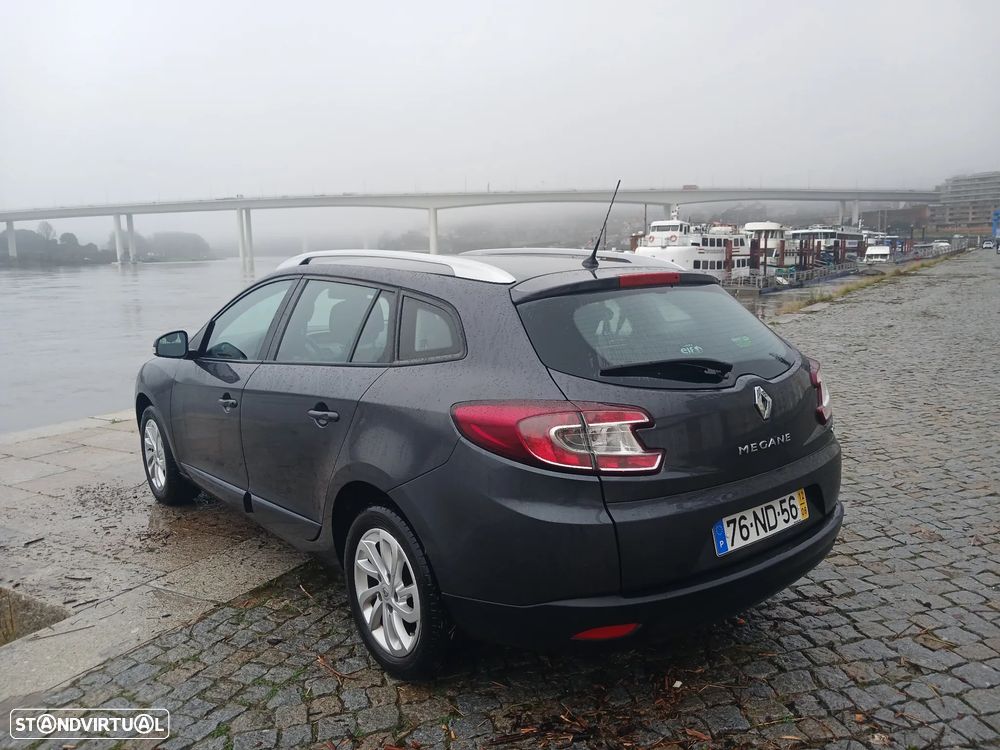 Renault Mégane Sport Tourer 1.5 dCi Dynamique CO2 Champion - 19