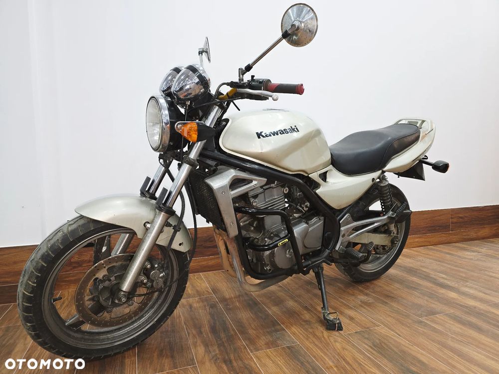 Kawasaki ER - 3