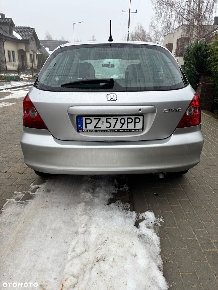 Honda Civic 1.6i ES - 11