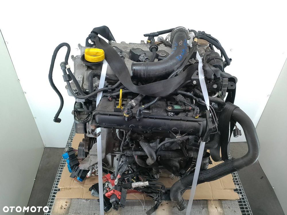 SILNIK RENAULT CLIO IV H5FG412 1.2 TEC - 1