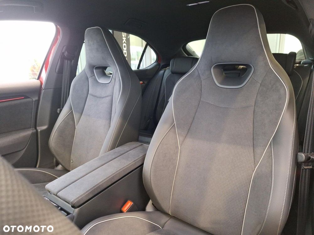 Skoda Superb 2.0 TSI 4x4 Sportline DSG - 25