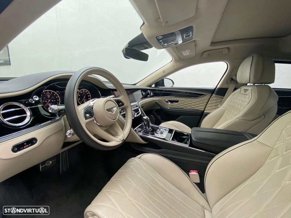 Bentley Flying Spur Hybrid Azure - 9