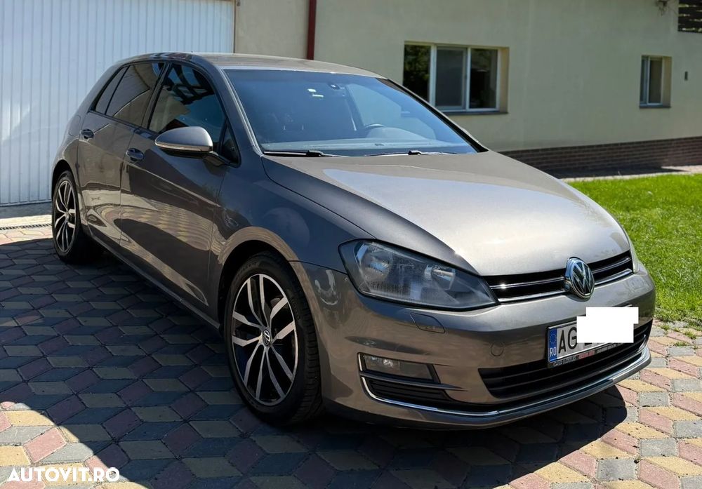 Volkswagen Golf 1.6 TDI DPF DSG BlueMotion Technology Comfortline - 3