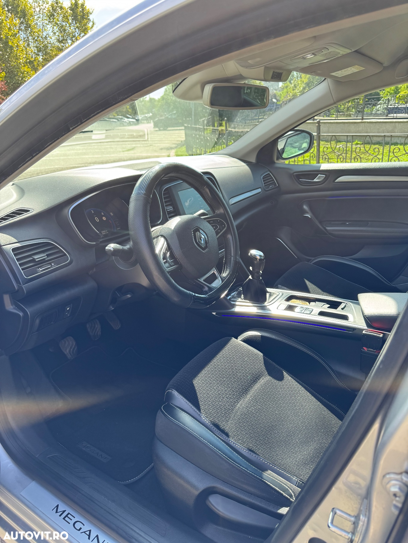 Renault Megane Energy dCi Intens - 8