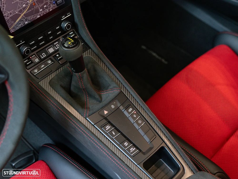 Porsche 718 Spyder - 48