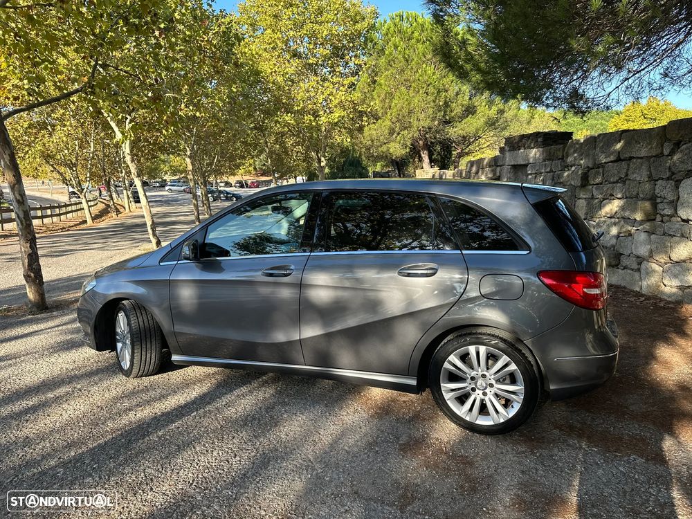 Mercedes-Benz B 180 - 7