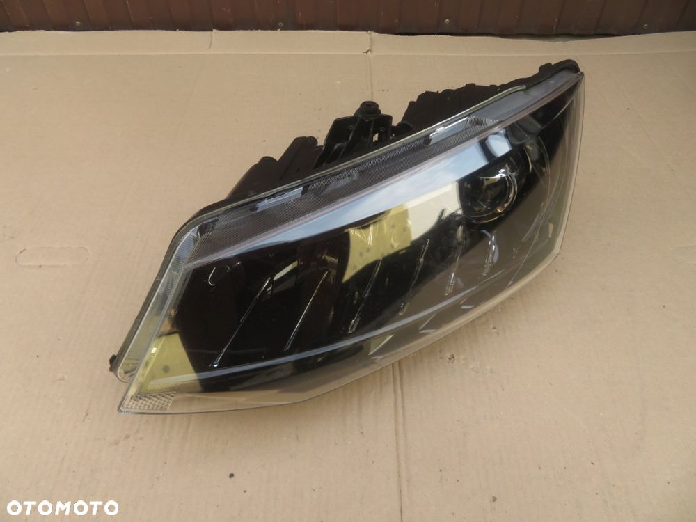 REFLEKTOR LEWY SKODA FABIA III 6V1 SOCZEWKA LED 14-18R 6V1941015B DEMONTAŻ KRAKÓW - 3