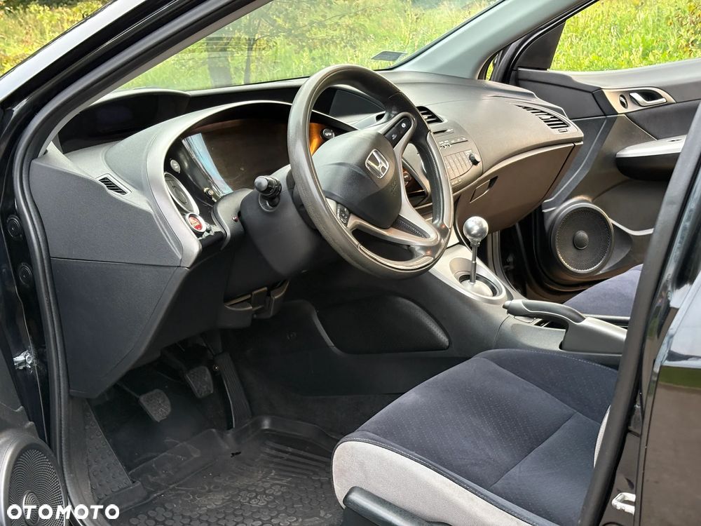 Honda Civic 1.4 Comfort - 11