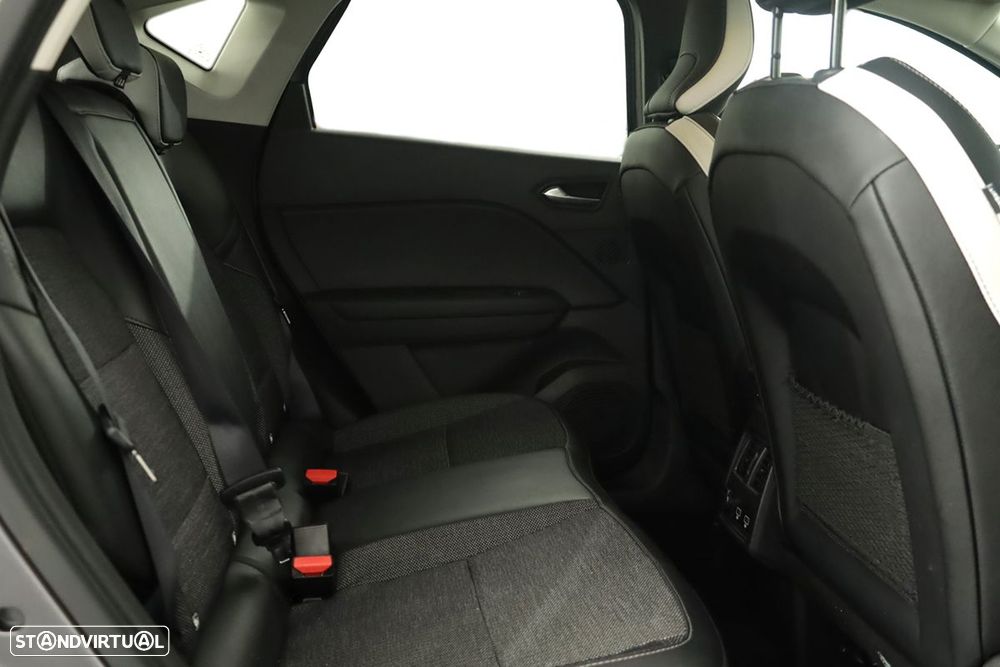 Renault Captur 1.0 TCe Techno Bi-Fuel - 24