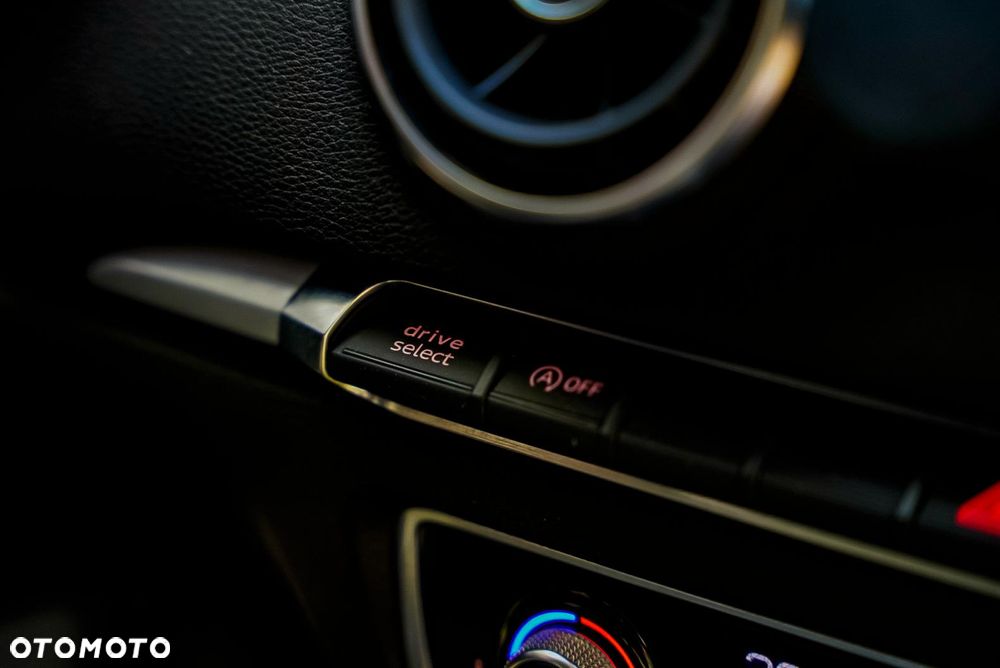 Audi A3 Sportback - 6
