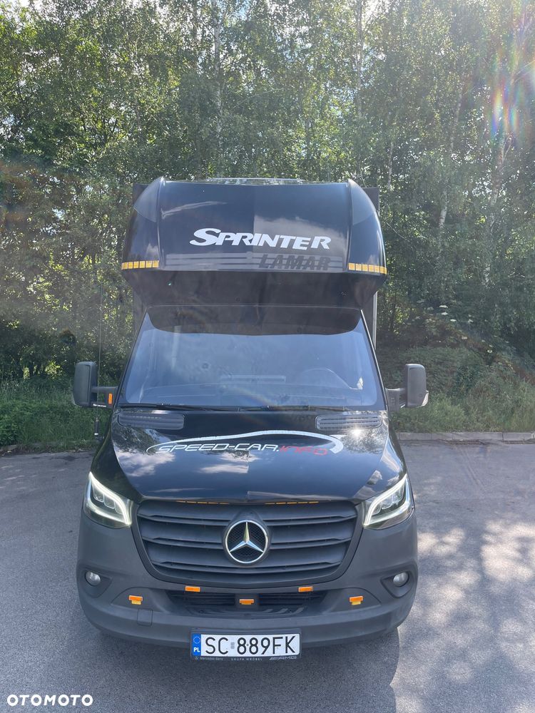 Mercedes-Benz Sprinter - 2