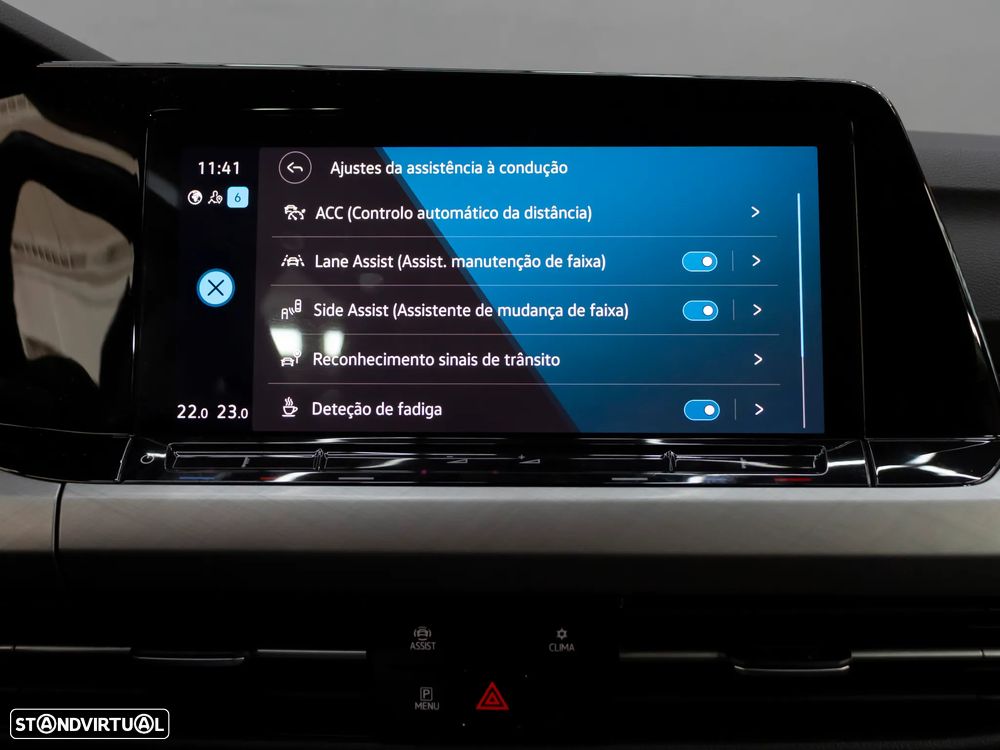 VW Golf Variant 2.0 TDi Life DSG - 28