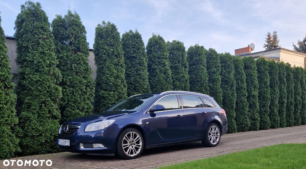 Opel Insignia - 1