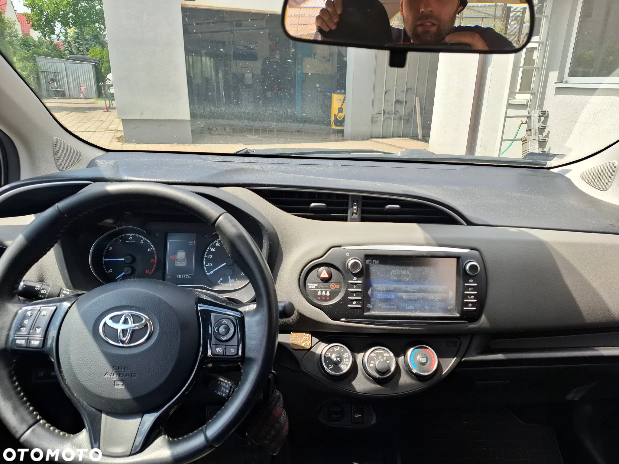 Toyota Yaris 1.5 Active - 4