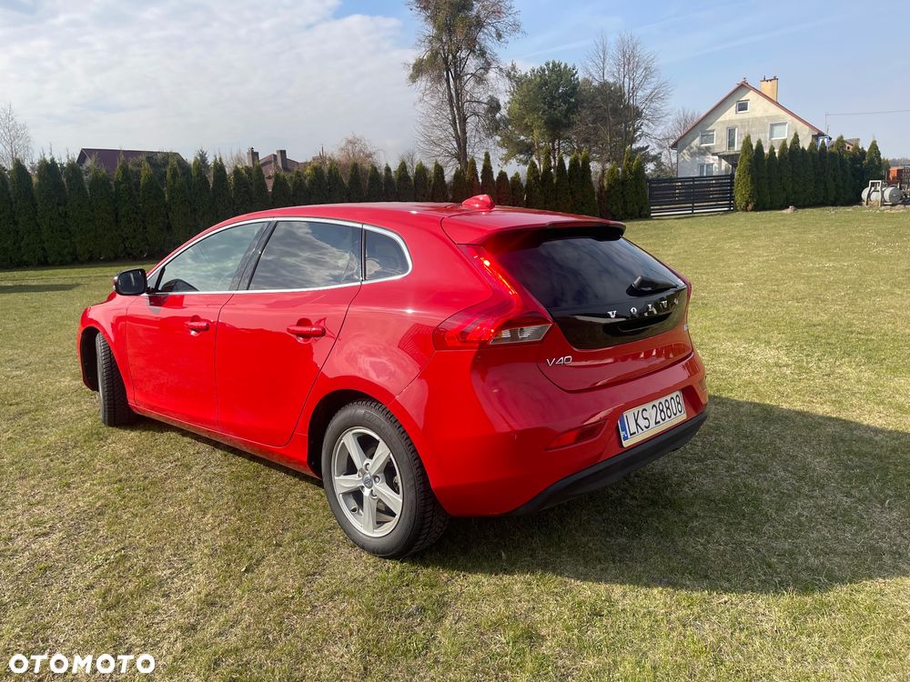 Volvo V40 D2 Powershift Momentum - 3