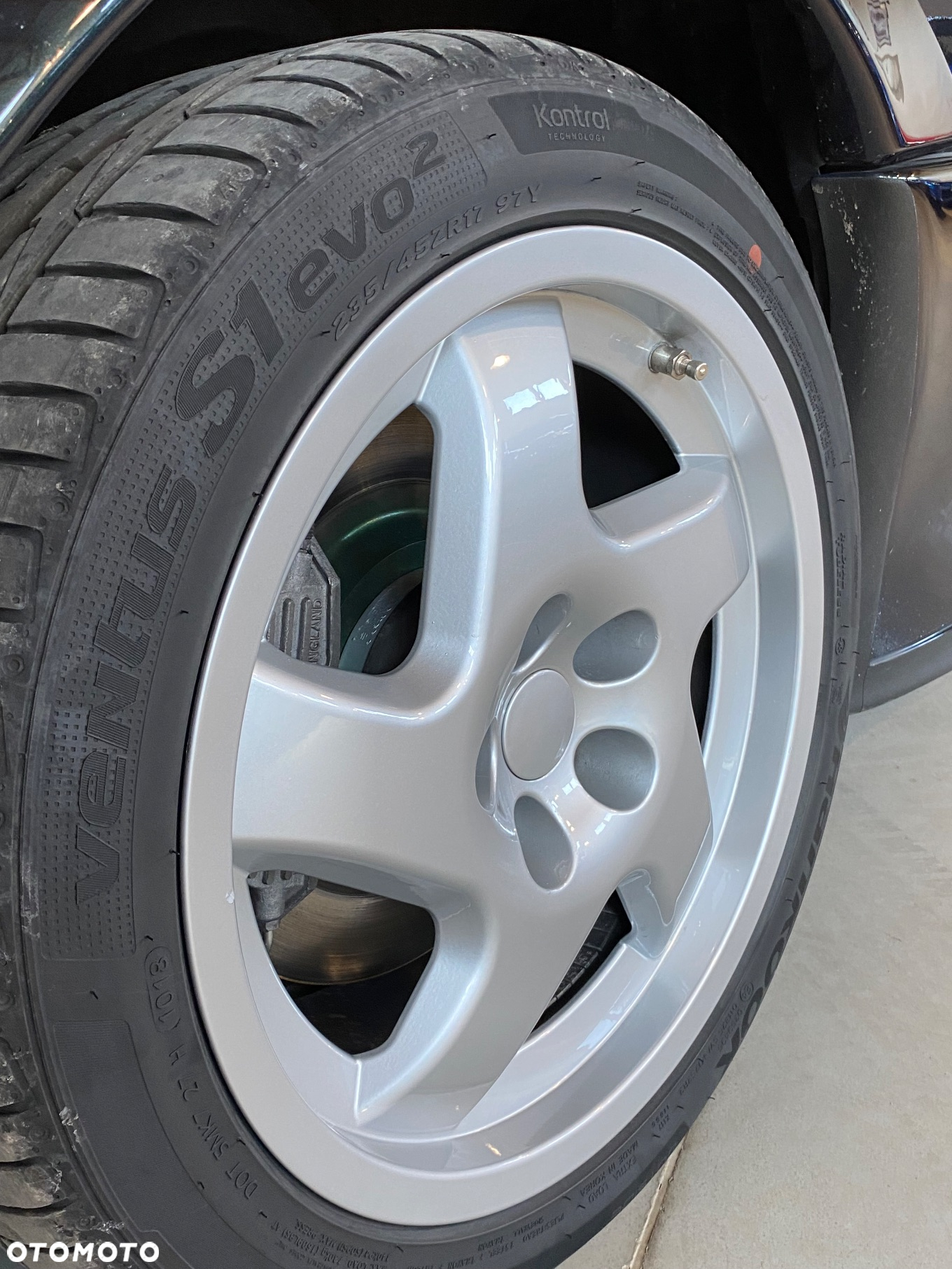 Lotus Inny - 36