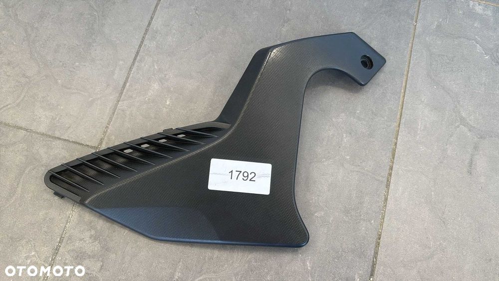 Wypełnienie Bok Lewy Honda VFR 1200. 2010-17 [1792]