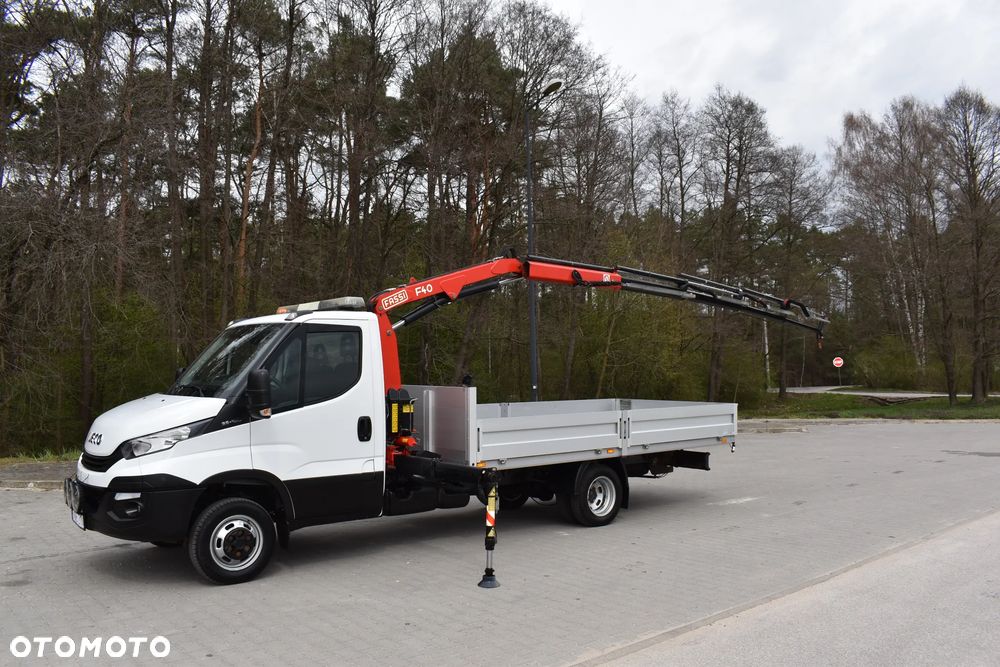 Iveco 35C16 HDS/ ŻURAW FASSI F40 STEROWANIE RADIOWE/NISKI PRZEBIEG - 1