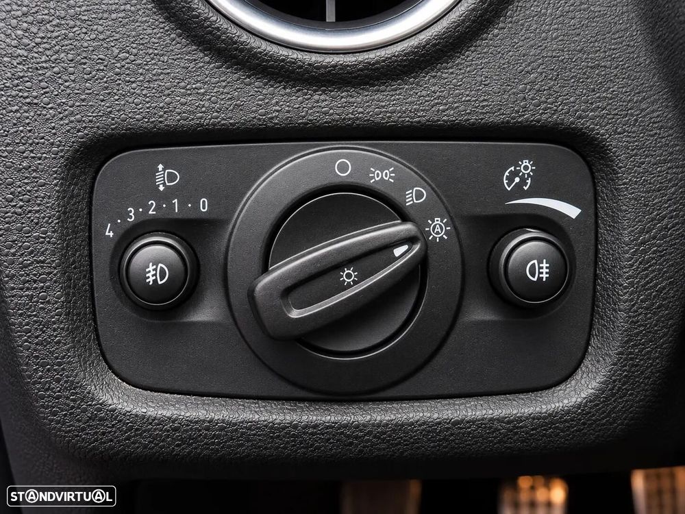 Ford Fiesta 1.6 EcoBoost c/ Pack Pele Desportiva ST - 16