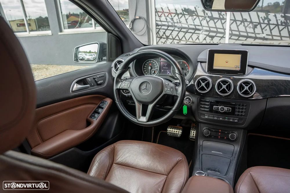 Mercedes-Benz B 180 CDI BlueEFFICIENCY Aut. - 7