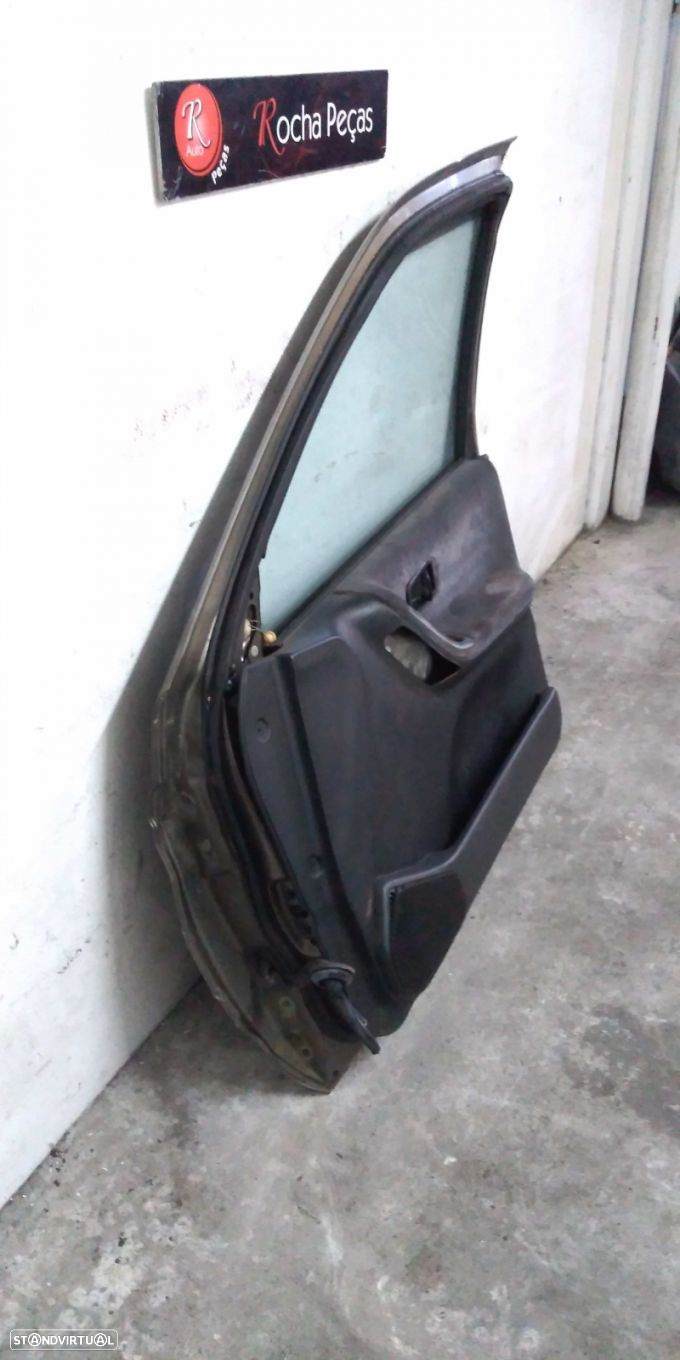 Porta Frente Dto Nissan Sunny Iii (N14) - 5