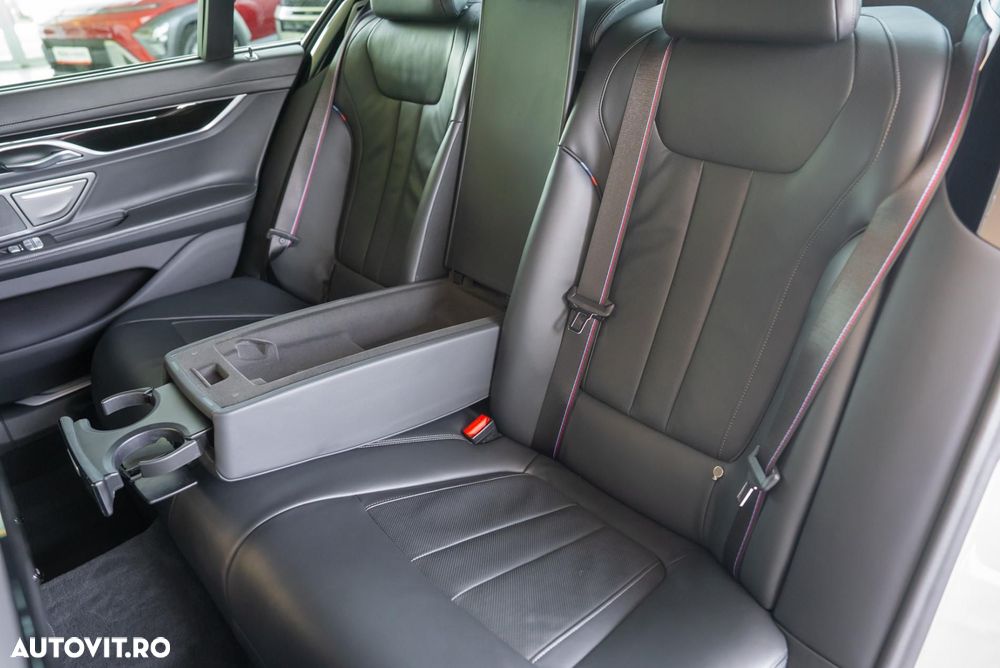 BMW Seria 7 740d xDrive - 24