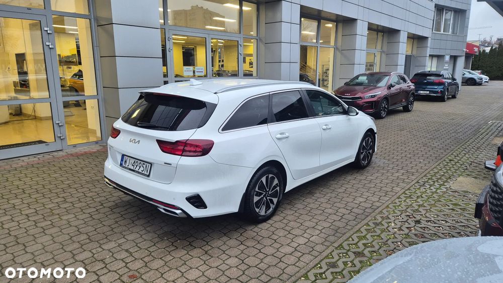 Kia Ceed 1.6 GDI PHEV L DCT - 7