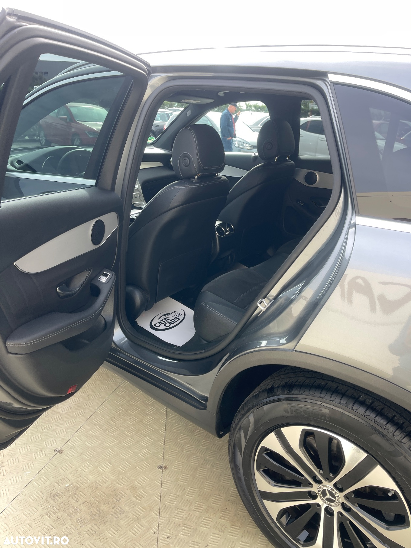 Mercedes-Benz GLC 220 d 4Matic 9G-TRONIC Exclusive - 26