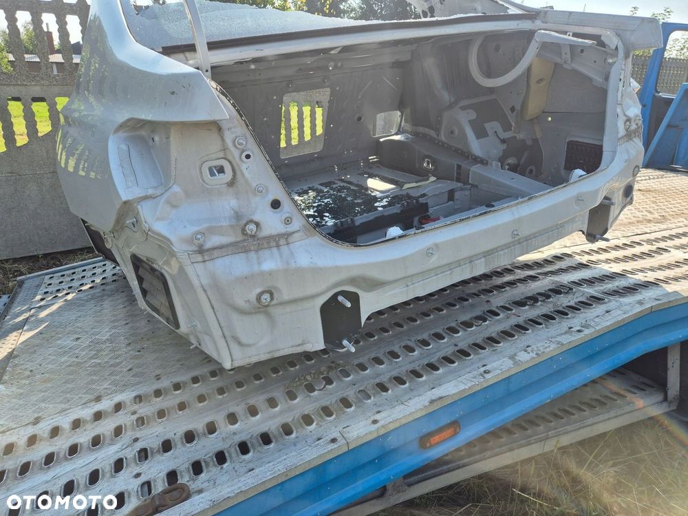 błotnik pas wanna tył BMW 7 G11 - 3
