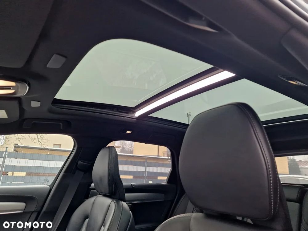 Volvo V90 T8 AWD Plug-In Hybrid R-Design - 16