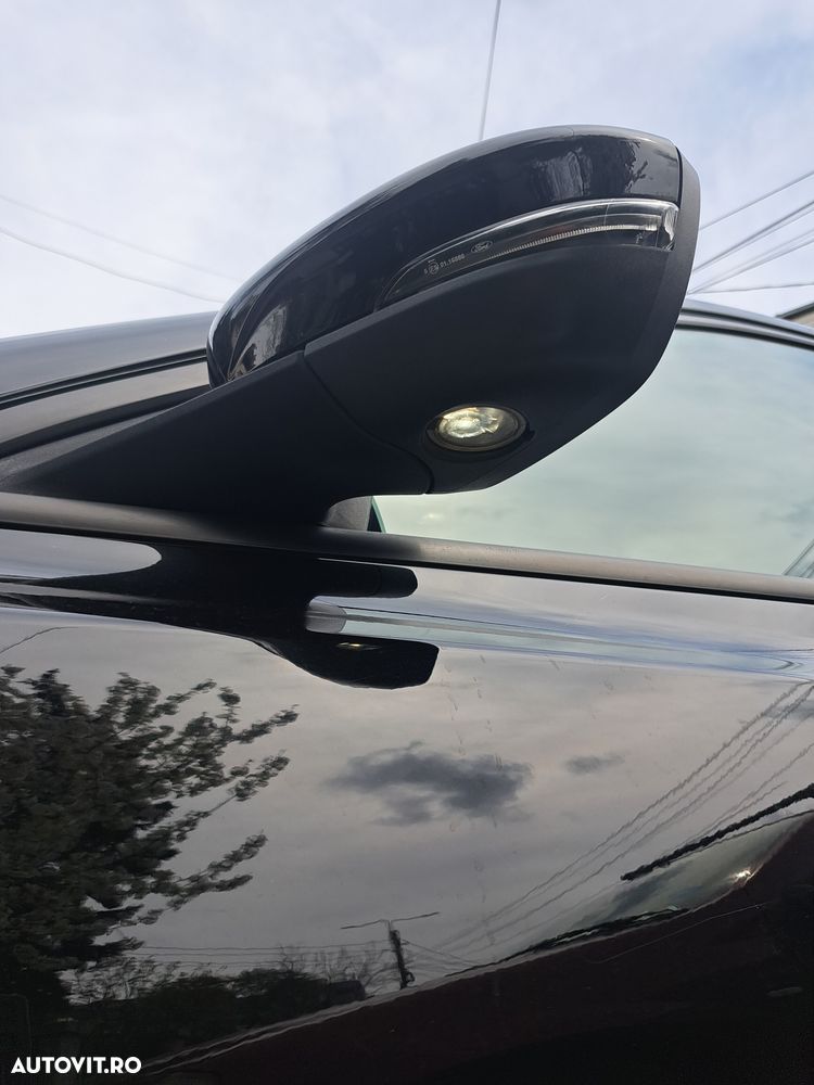 Ford Focus 1.5 EcoBoost ST-Line - 16