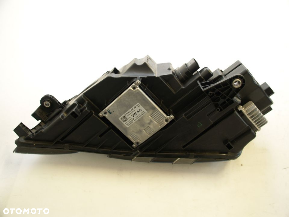 Image Škoda Octavia 3 Světlomet pravý světlomet vpravo III FL Lift 17r Ful LED - 5E1941016D