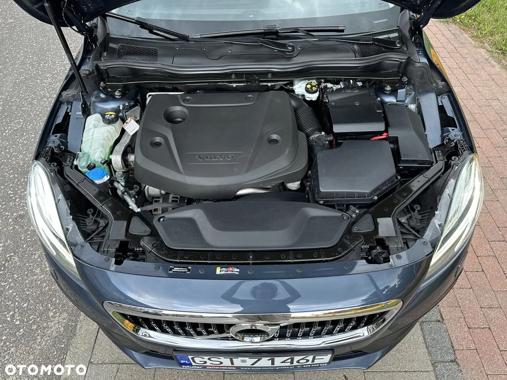 Volvo V40 Cross Country D2 Drive-E Ocean Race - 24