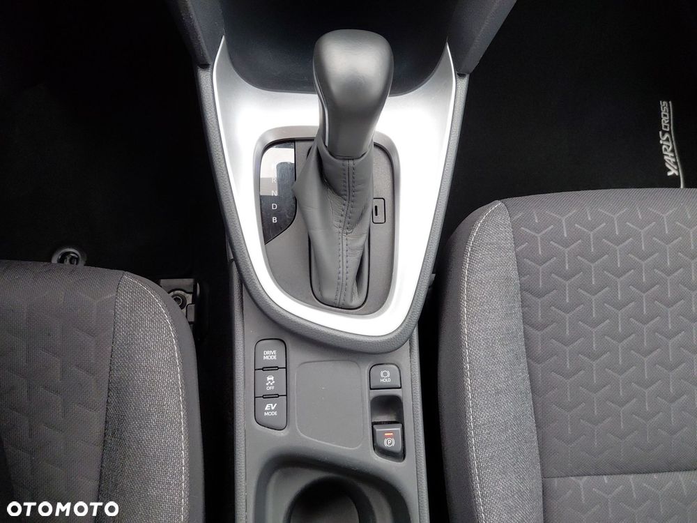 Toyota Yaris Cross Hybrid 1.5 Comfort - 27