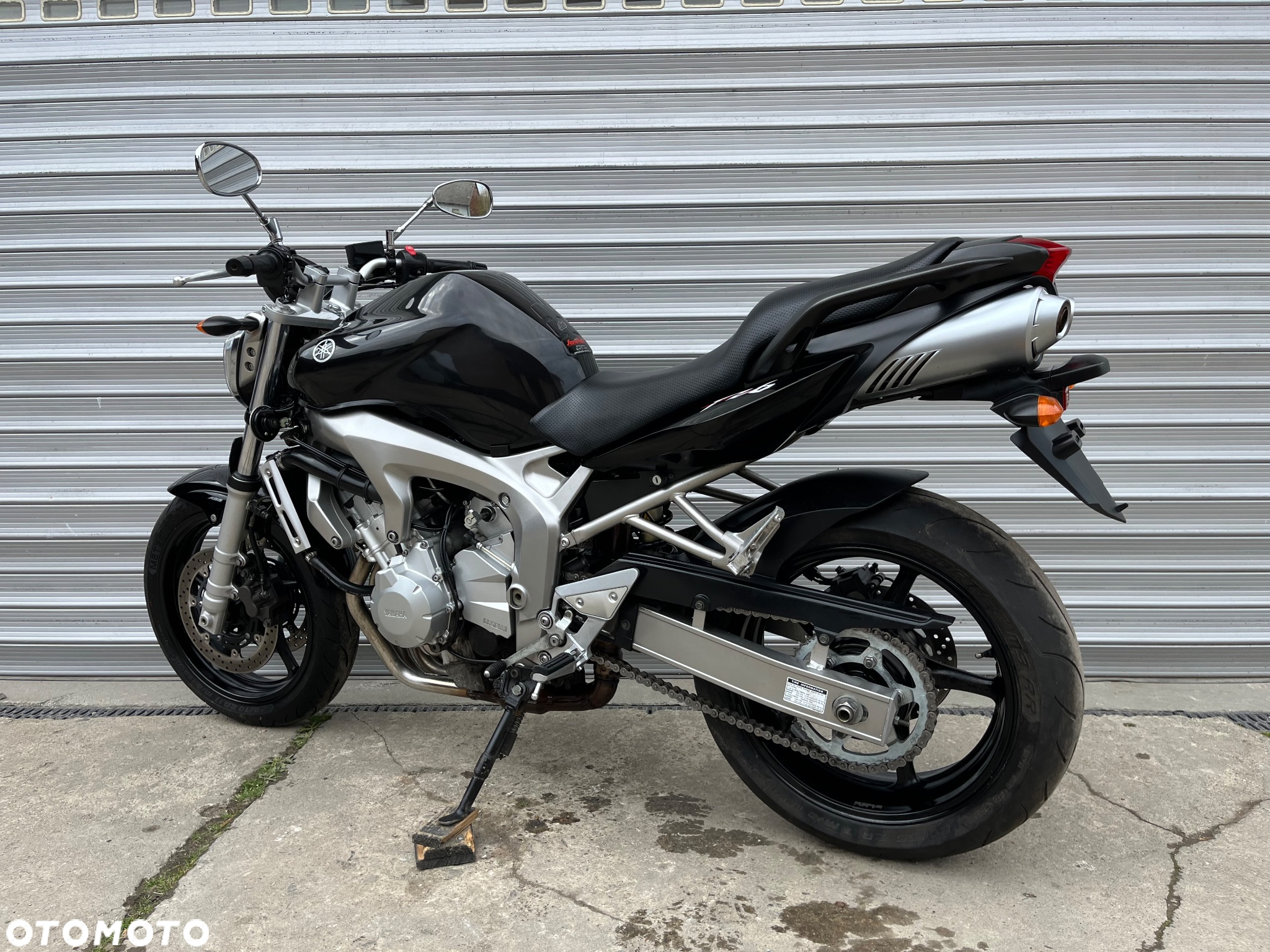 Yamaha FZ6 - 21