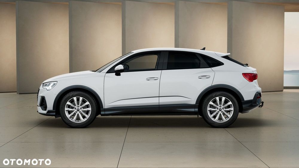 Audi Q3 Sportback - 4