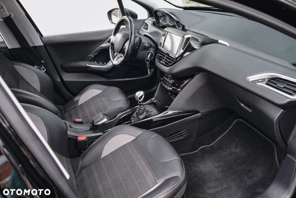 Peugeot 2008 - 24