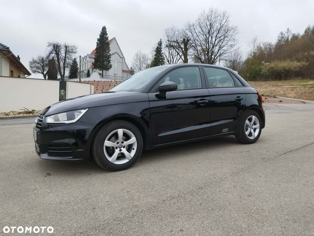 Audi A1 Sportback 1.0 TFSI ultra - 1
