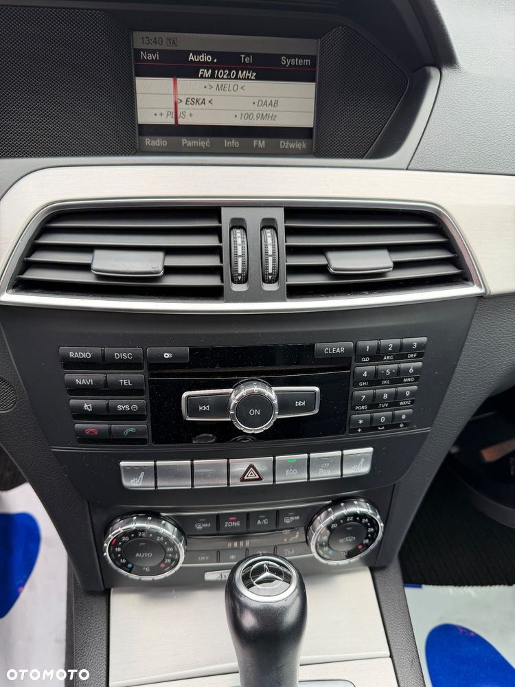 Mercedes-Benz Klasa C 180 (BlueEFFICIENCY) 7G-TRONIC Avantgarde - 34