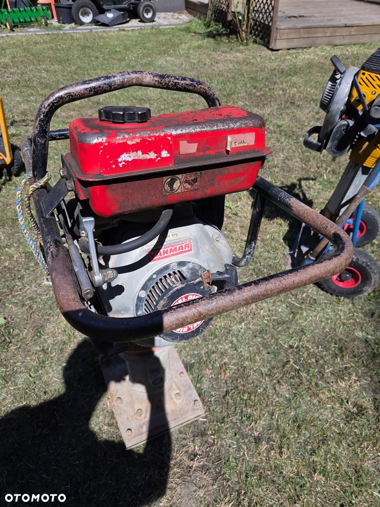 Yanmar Vio 10-2 - 32