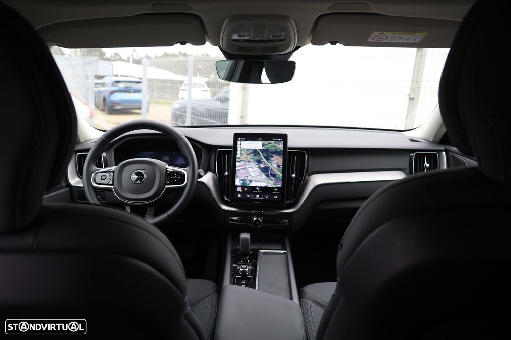 Volvo XC 60 2.0 T6 PHEV Core AWD - 16