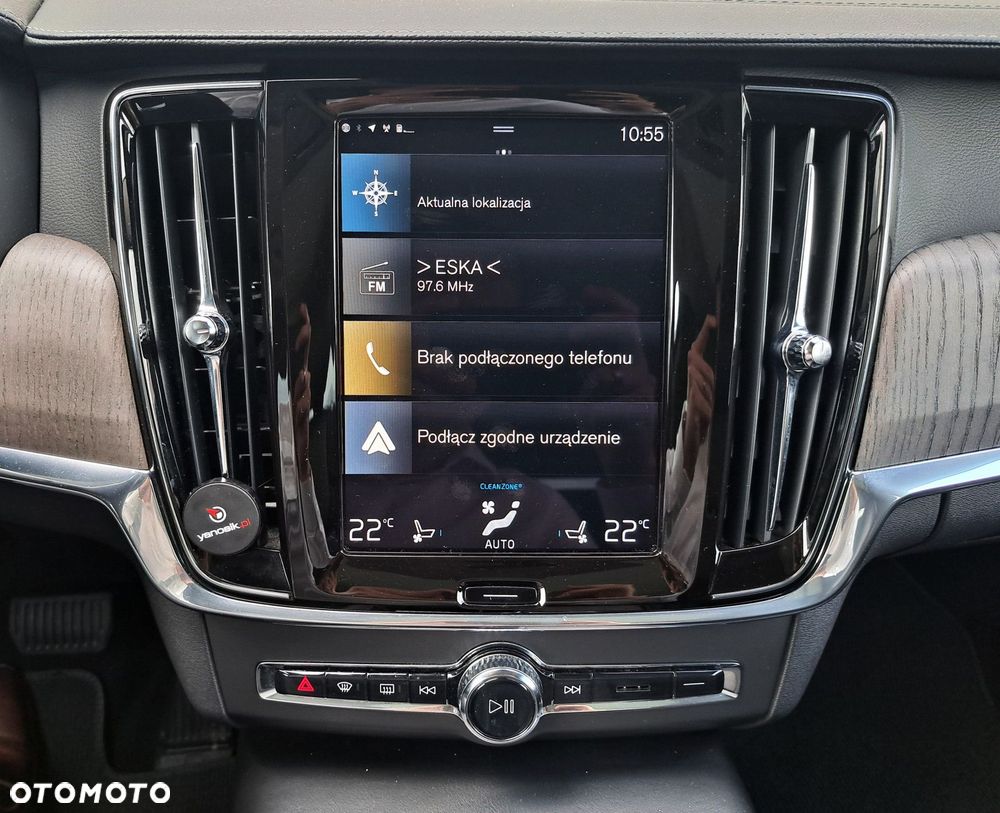 Volvo V90 Cross Country - 17