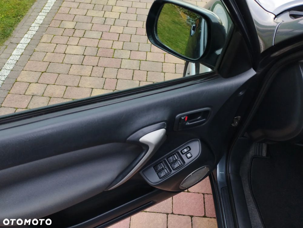 Toyota RAV4 2.0 VVT-i 4x4 - 14