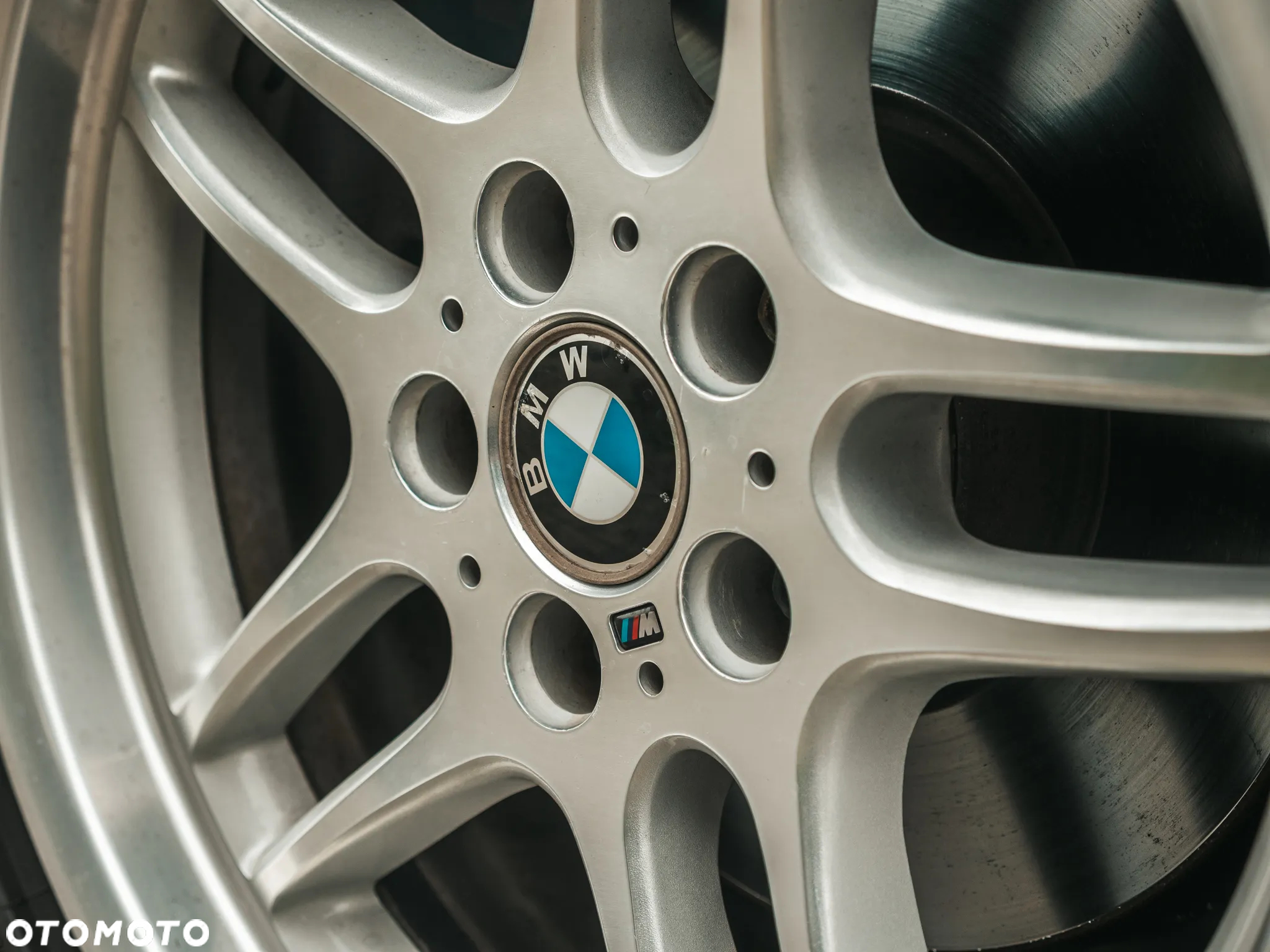 BMW Seria 7 740iL - 24