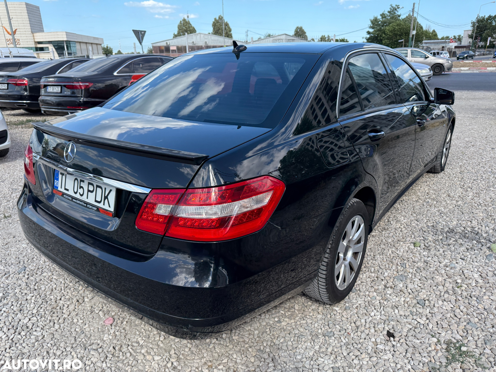Mercedes-Benz E 200 CDI 7G-TRONIC Elegance - 2